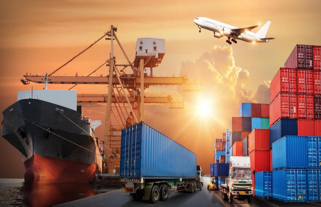 Logistics đóng vai trò là cầu nối giữa doanh nghiệp với khách hàng mục tiêu