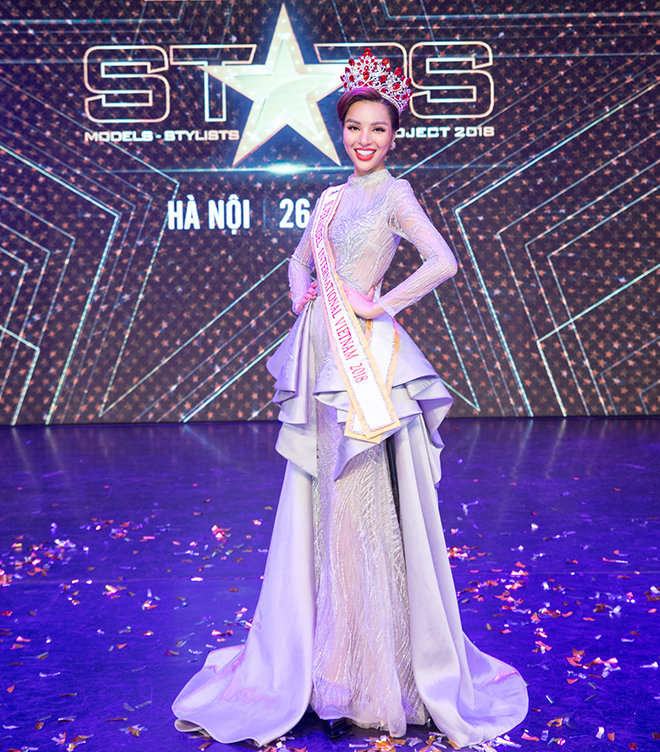 Hoa khôi Sinh viên HSU 2020_siêu mẫu Khả Trang